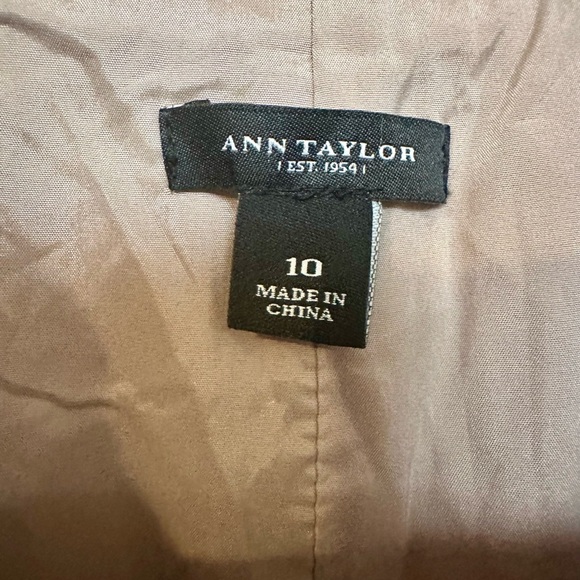 ANN TAYLOR Dress Adult Size 10 Camal Color Sleeveless Collar w/Pockets Womens - Picture 4 of 10